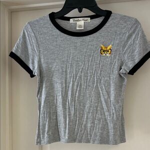 Gray Ringer Tee with Cat Patch